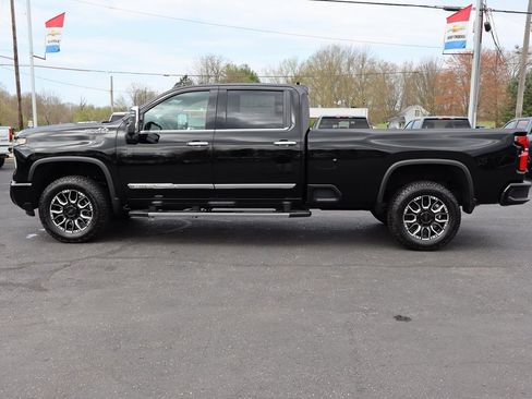 New 2025 Chevrolet Silverado 2500 High Country w/ Technology Package image 24