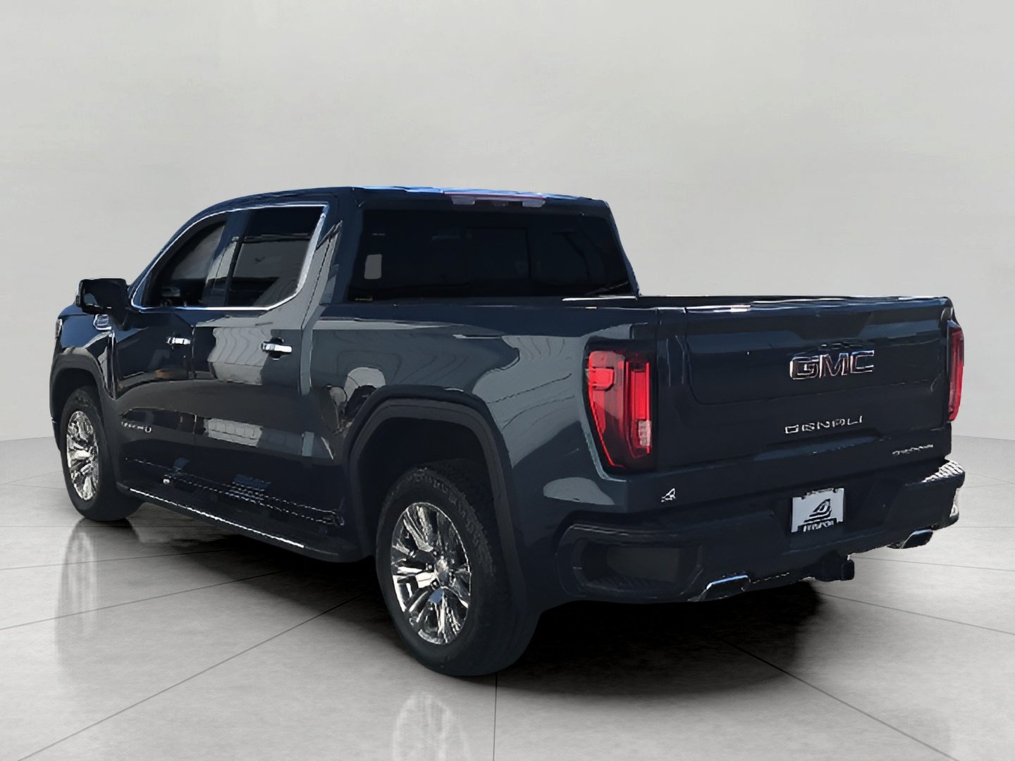 Certified 2021 GMC Sierra 1500 Denali w/ Technology Package AWD/4WD image 7