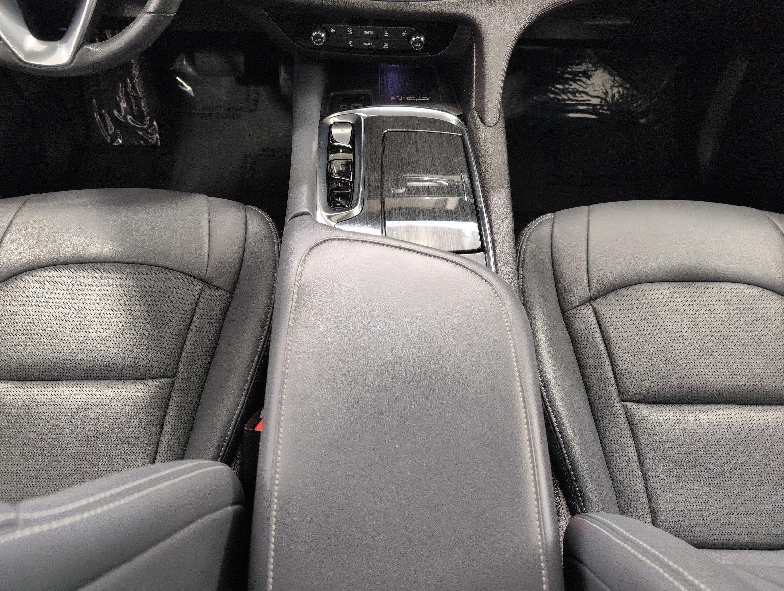 Used 2023 Buick Enclave Essence w/ Experience Buick Package AWD/4WD image 16