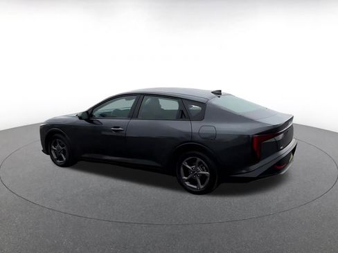 Used 2025 Kia K4 FWD image 15