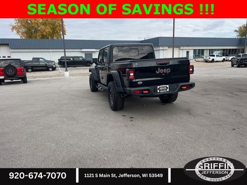 Used 2020 Jeep Gladiator Mojave image 12
