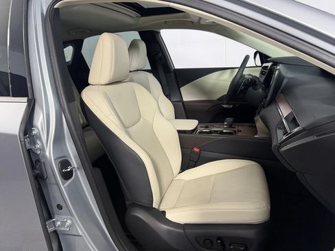 Used 2023 Lexus RX 350 Premium Plus w/ Cold Area Package FWD image 32