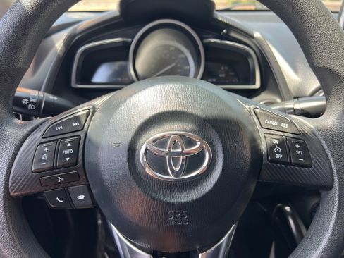Used 2018 Toyota Yaris iA FWD image 17