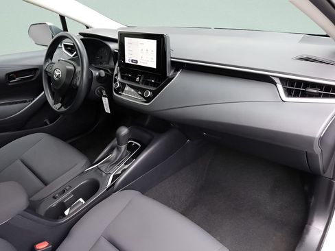 Certified 2024 Toyota Corolla LE FWD image 28