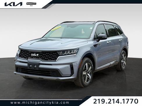 Used 2022 Kia Sorento S w/ Panoramic Sunroof Package FWD image 1