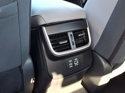 Certified 2025 Subaru Legacy Premium AWD/4WD image 11