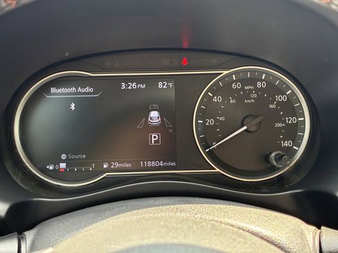 Used 2020 Nissan Kicks SR image 16