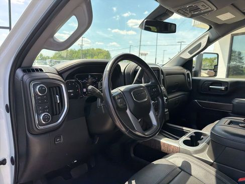 Used 2022 GMC Sierra 2500 Denali image 4