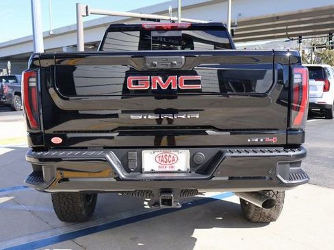 New 2026 GMC Sierra 2500 AT4 w/ AT4 Premium Plus Package image 5