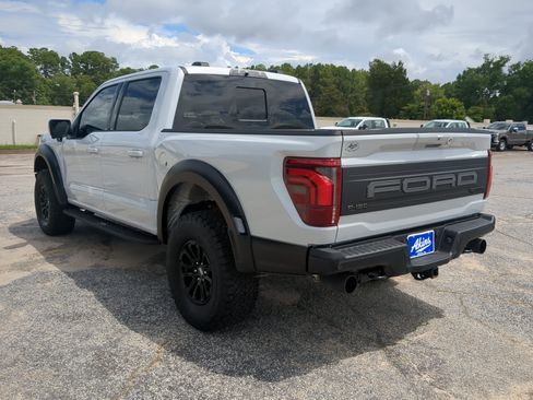 Certified 2025 Ford F150 Raptor AWD/4WD image 5