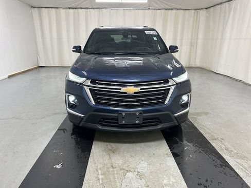 Used 2023 Chevrolet Traverse LT AWD/4WD image 3