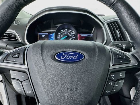 Used 2016 Ford Edge SEL w/ Equipment Group 201A FWD image 16