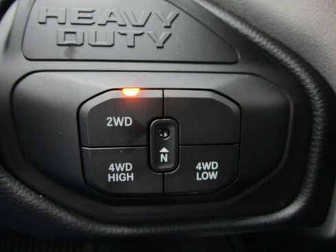 New 2026 RAM 2500 Laramie AWD/4WD image 35