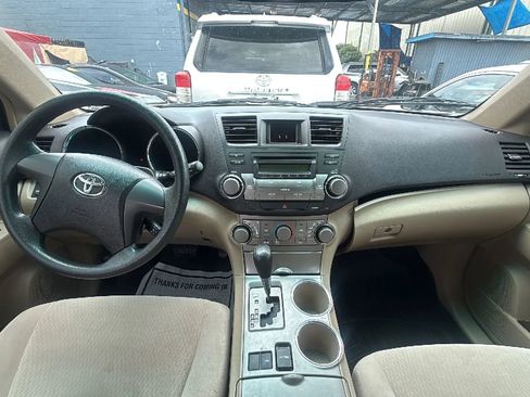 Used 2008 Toyota Highlander 2WD image 9