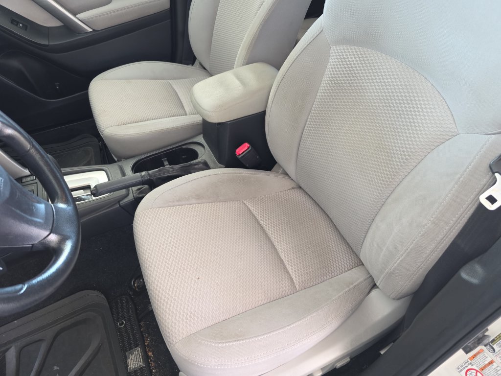 Used 2015 Subaru Forester 2.5i Premium w/ All-Weather Package AWD/4WD image 19