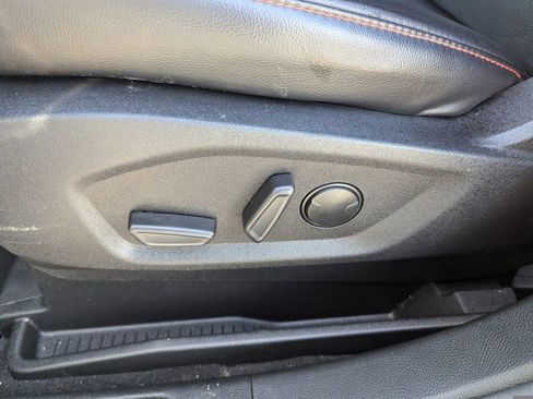 Used 2023 Ford Edge ST-Line image 18