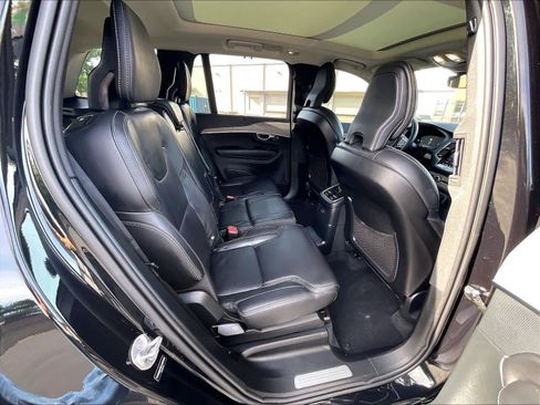 Used 2025 Volvo XC90 T8 Ultra w/ Protection Package Premier AWD/4WD image 29