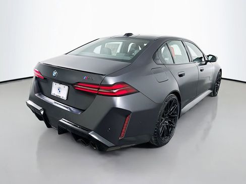 New 2026 BMW M5 w/ Executive Package image 5