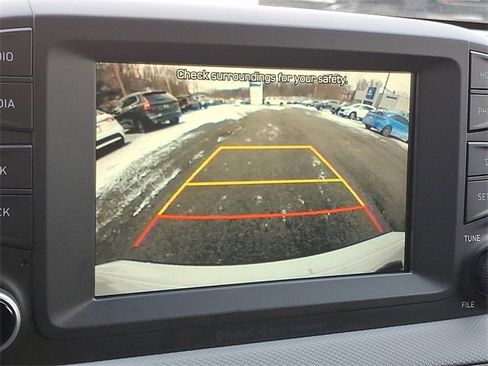 Used 2019 Hyundai Kona SEL image 17