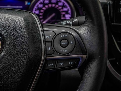 Used 2024 Toyota Camry XLE FWD image 31