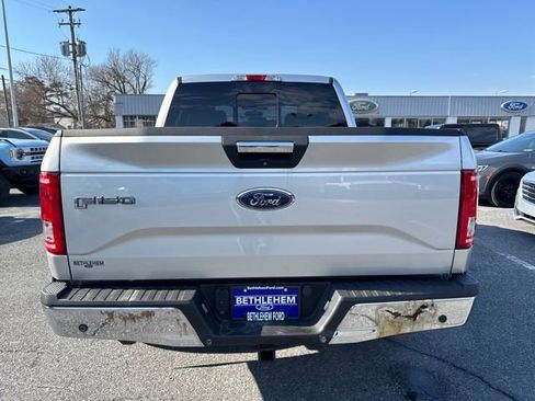 Used 2015 Ford F150 XLT w/ Equipment Group 302A Luxury image 4
