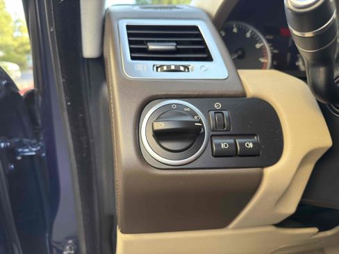 Used 2013 Land Rover Range Rover Sport HSE LUX image 38