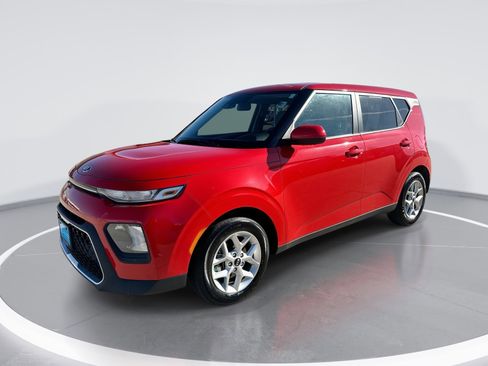 Used 2020 Kia Soul S image 1