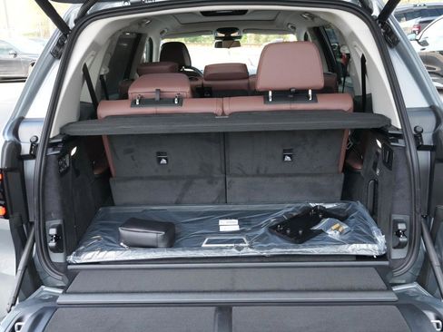 New 2026 BMW X7 xDrive40i AWD/4WD image 25