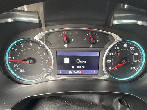 Used 2021 Chevrolet Traverse Premier image 24