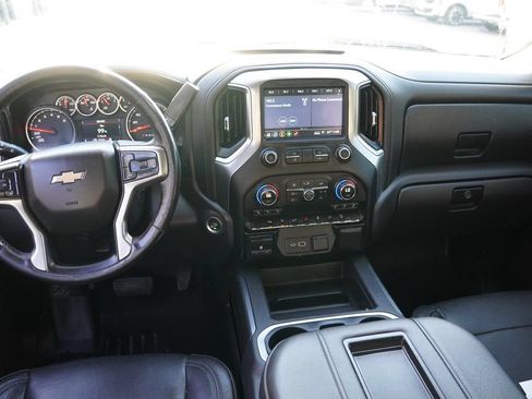 Certified 2019 Chevrolet Silverado 1500 LTZ w/ LTZ Plus Package AWD/4WD image 19