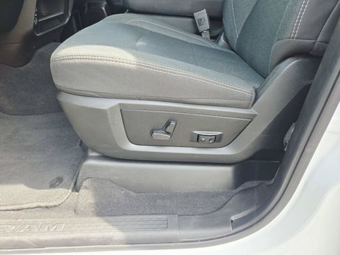 Used 2026 RAM 2500 Big Horn AWD/4WD image 38