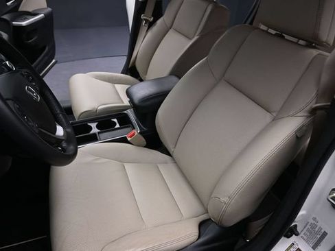 Used 2016 Honda CR-V Touring image 16