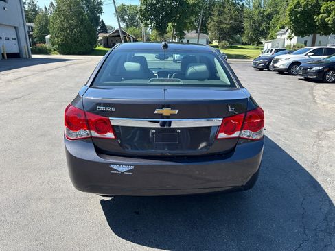 Used 2015 Chevrolet Cruze LT FWD image 4