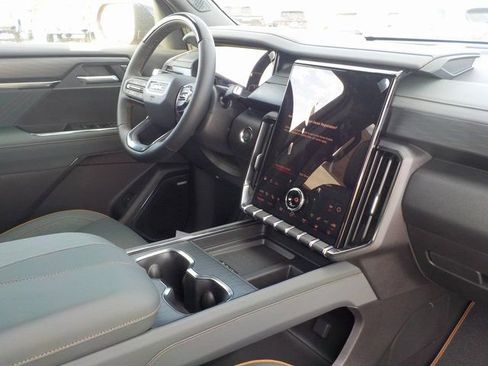 New 2026 GMC Acadia AT4 w/ Super Cruise Package image 27