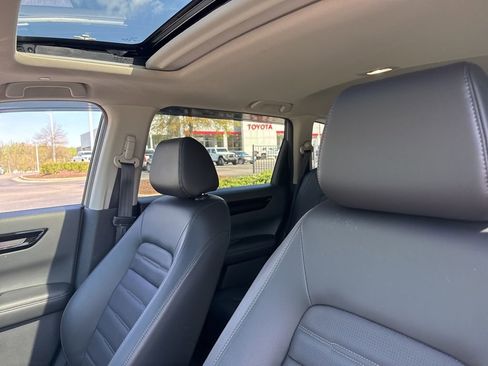 Used 2024 Honda CR-V EX-L image 8