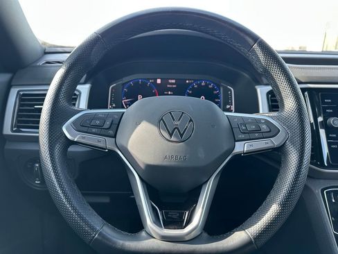 Used 2021 Volkswagen Atlas Cross Sport SEL R-Line image 29