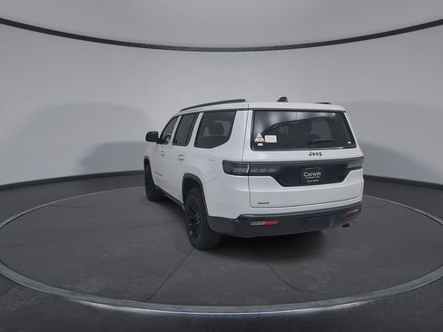 New 2026 Jeep Grand Wagoneer Limited AWD/4WD image 10