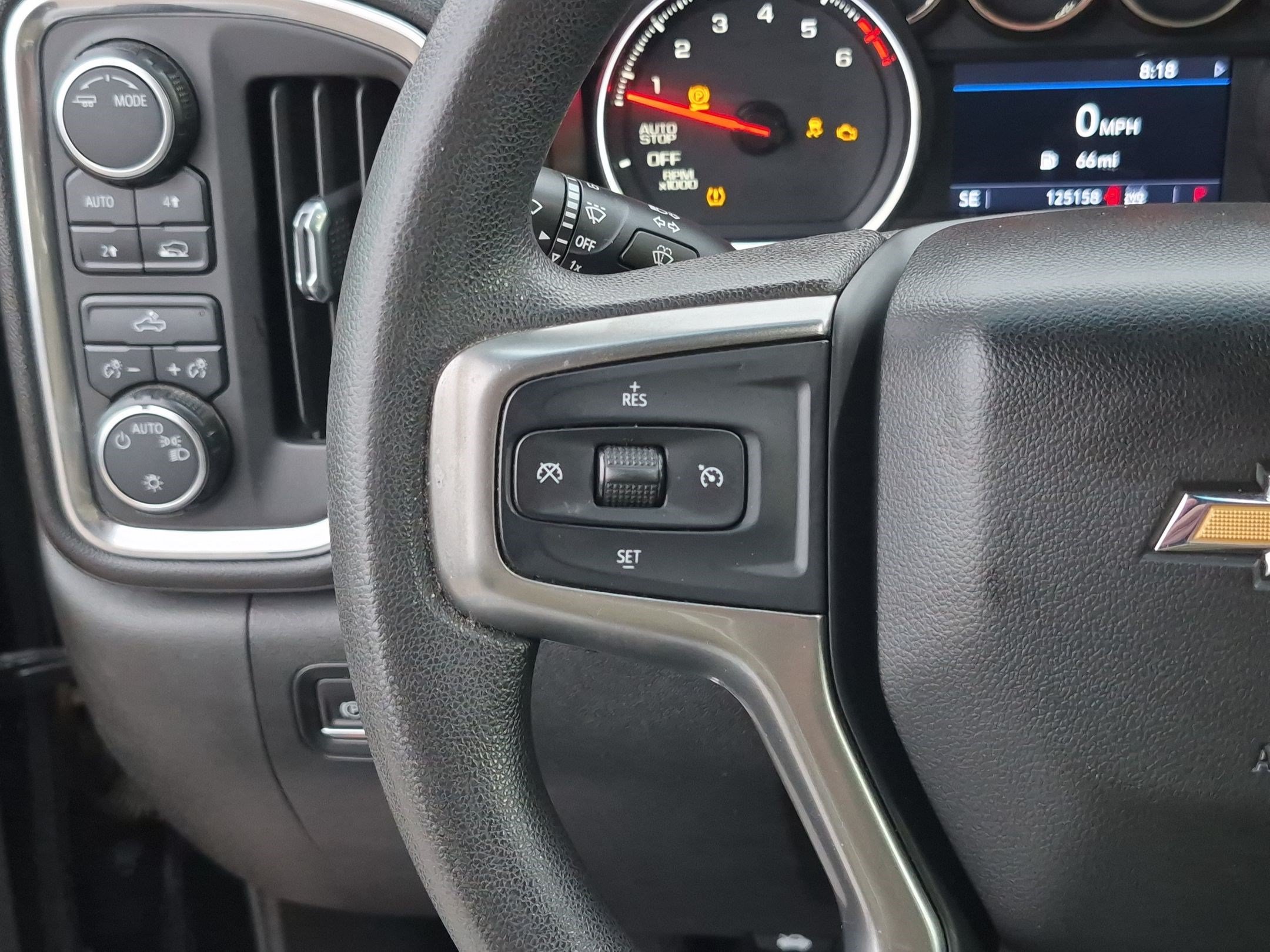 Used 2020 Chevrolet Silverado 1500 LT AWD/4WD image 17
