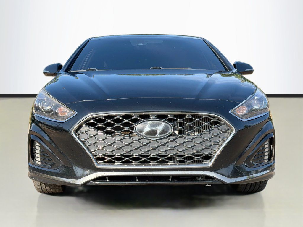 Used 2018 Hyundai Sonata Limited FWD image 3