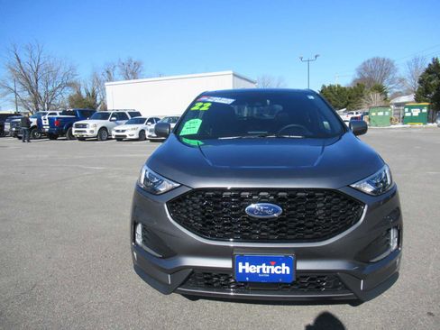 Used 2022 Ford Edge ST-Line image 2