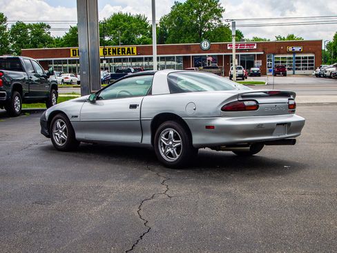 Used 1997 Chevrolet Camaro Z28 w/ Preferred Equipment Group 2 RWD image 5