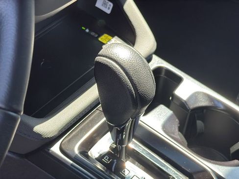 Used 2026 Subaru Forester Premium AWD/4WD image 19