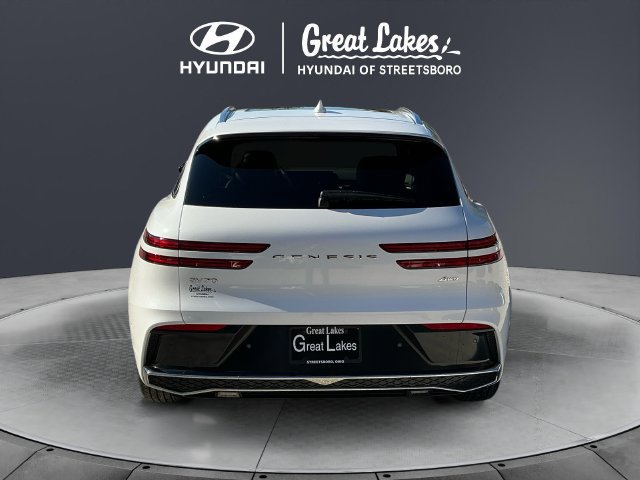 Used 2026 Genesis GV70 2.5T Advanced AWD/4WD image 5