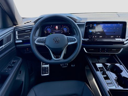 New 2026 Volkswagen Atlas Cross Sport SEL R-Line image 18