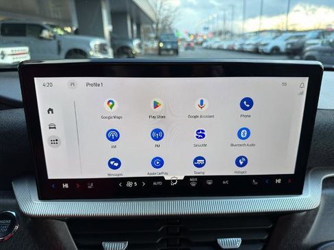 Certified 2025 Ford Explorer Platinum w/ LUX Leather Package image 28