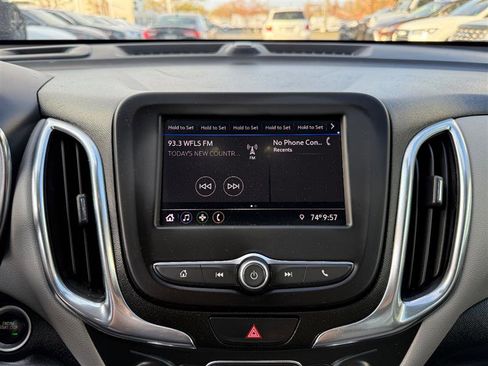 Used 2020 Chevrolet Equinox LT image 35