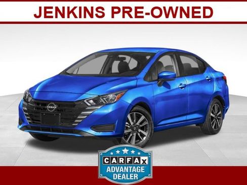 Used 2024 Nissan Versa SV FWD image 1