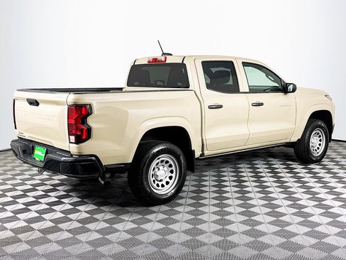 Used 2024 Chevrolet Colorado W/T image 10