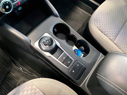 Used 2022 Ford Escape SE w/ Cold Weather Package image 20