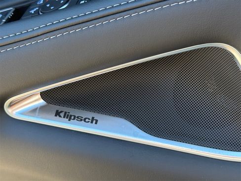 New 2026 INFINITI QX60 Luxe w/ Family Package image 17